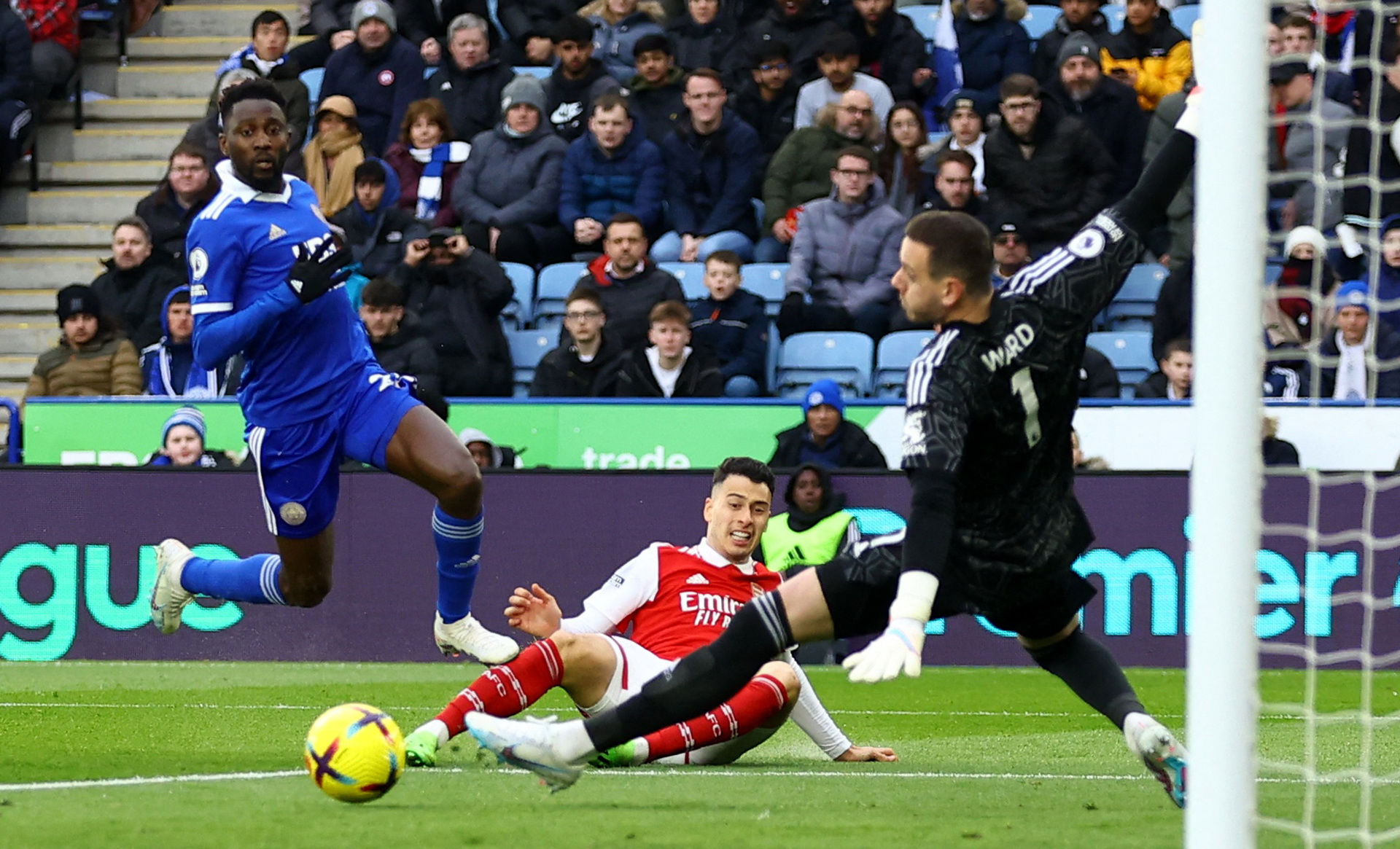 这种战术上 这种战术上