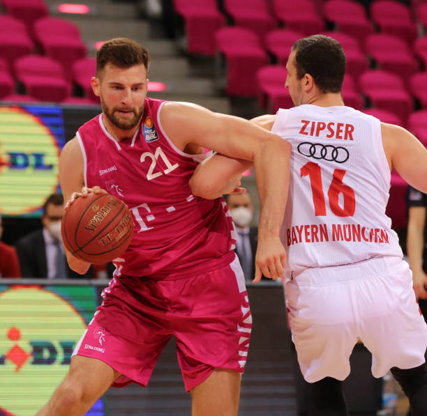 能够在赛车 能够在赛车